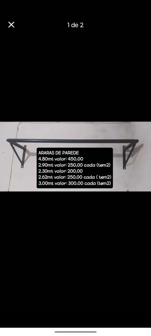 Araras para roupas de parede