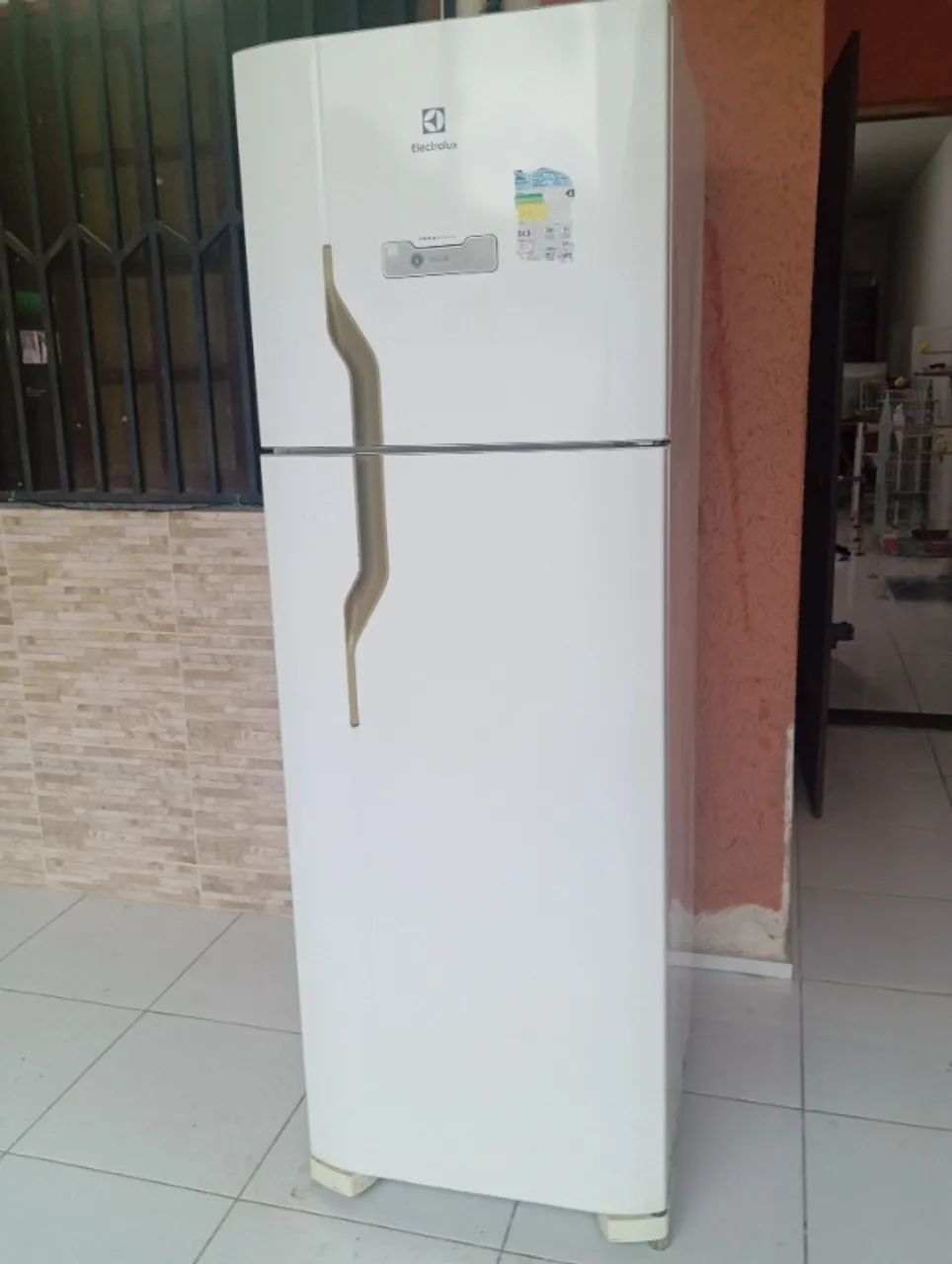 Vendo geladeira Brastemp com defeito  - Foto 2