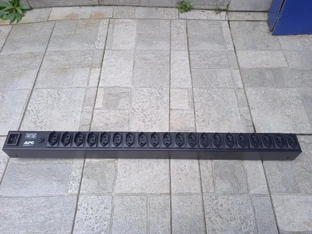 PDU Básica para Rack APC by Schneider Electric - Foto 5