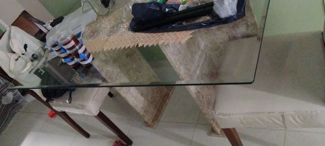 VENDO MESA DE VIDRO