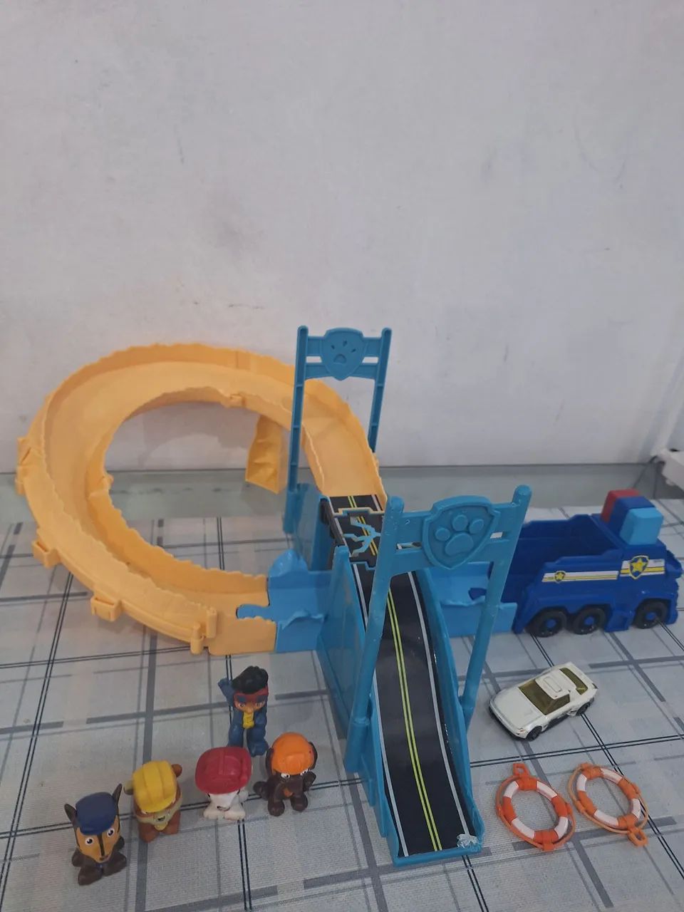 Pista de corrida patrulha canina e hot wheels  - Foto 2