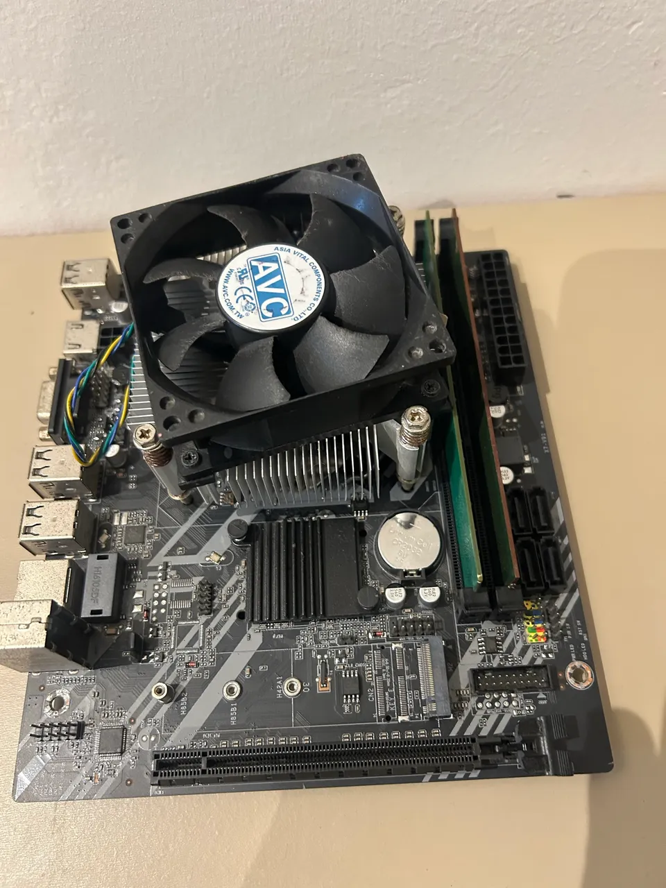 Processador I3-10105F 4Nucleos/8Threads+GTX 1060 6Gb