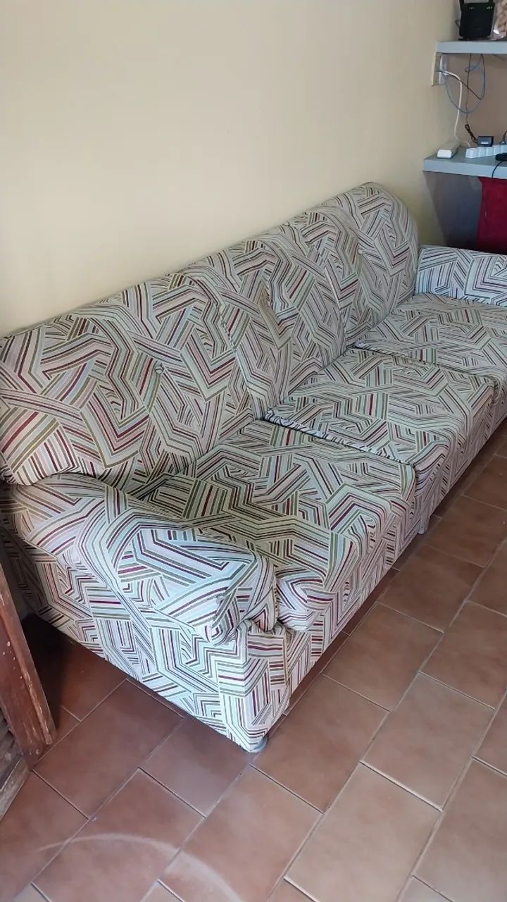 Conjunto sofá 2 e 3 lugares usado + 1 puff - Foto 2