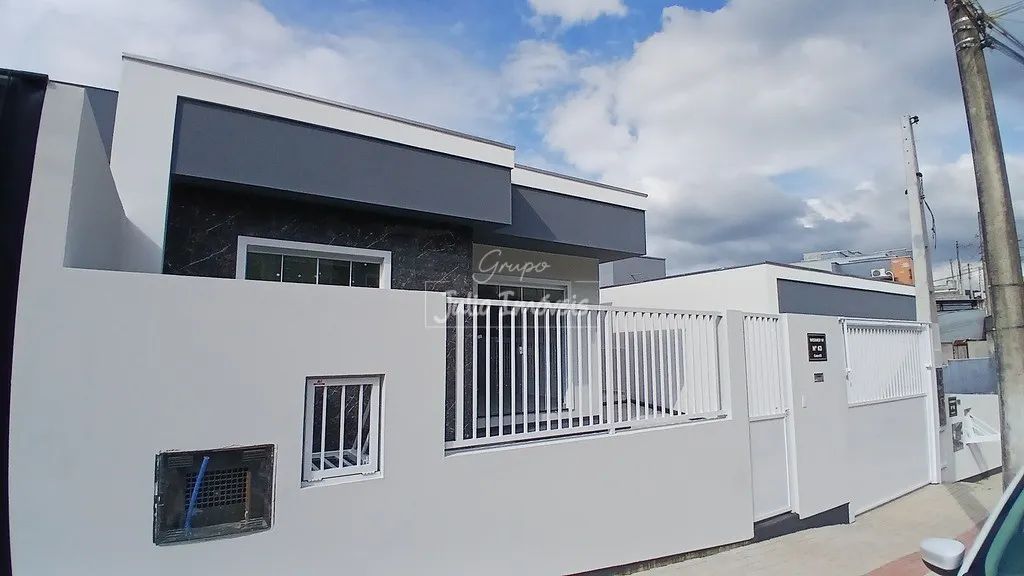 Casa 1 Suíte + 2 Quartos Aguas Claras Brusque