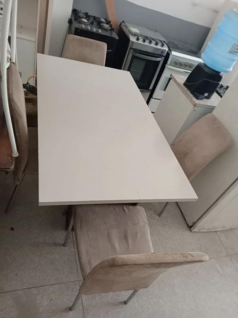 Mesa 4 cadeiras 