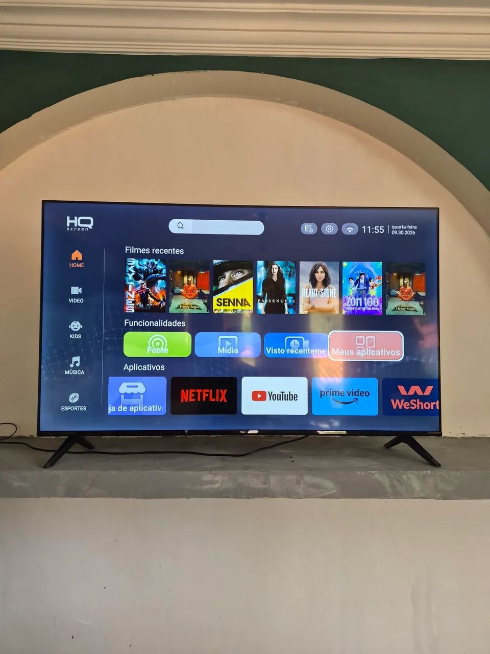 Smart tv HQ 60 controle e pezinho  - Foto 5