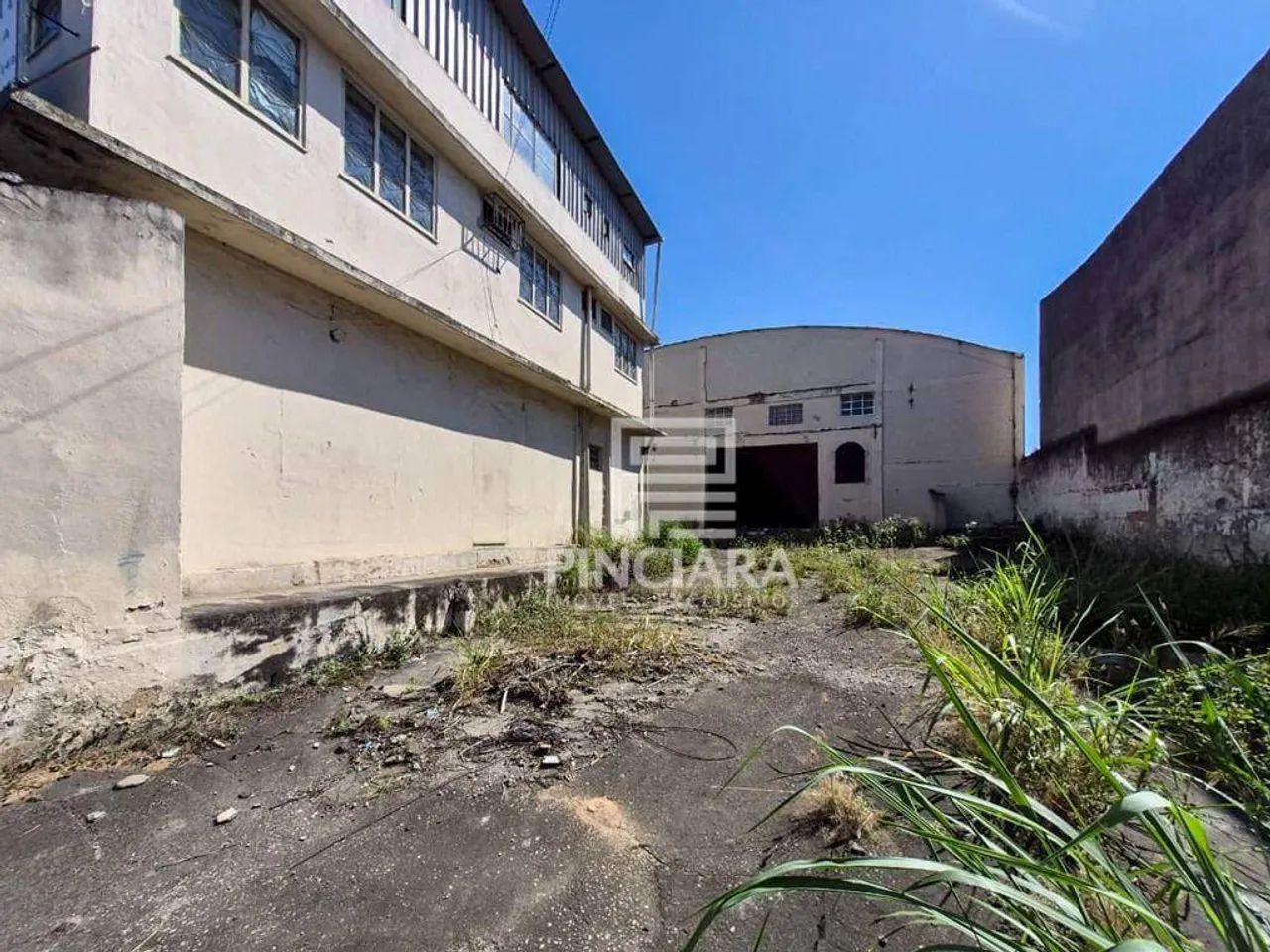 Galpão de 450 m² + Prédio comercial com loja de 100 m² e 3 salas em Vista Alegre, SG - Com - Foto 2