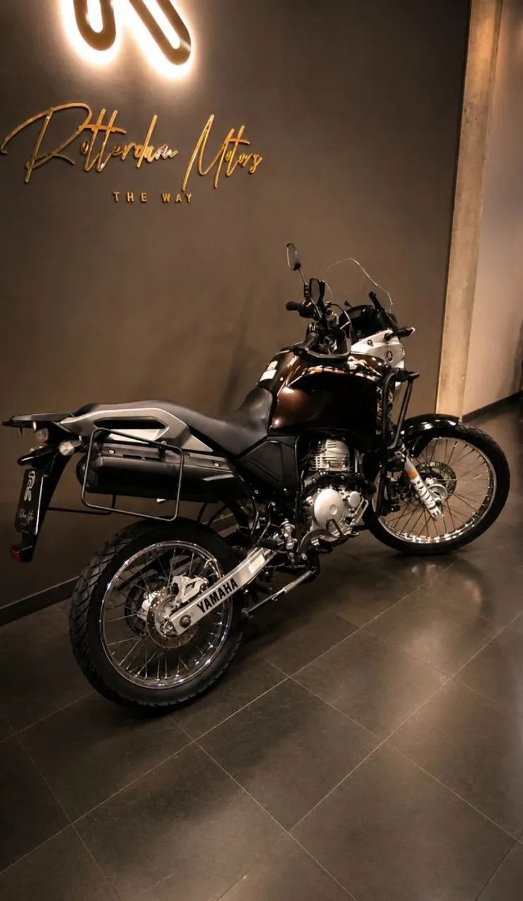 Tenere 250 - Foto 2