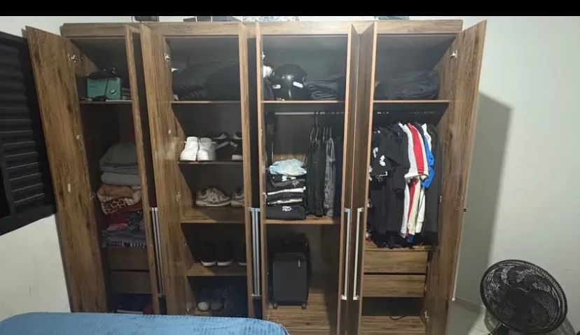 Guarda roupa 
