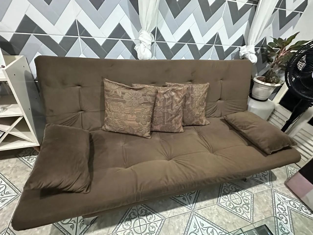 Vendo sofá cama semi novo  - Foto 3