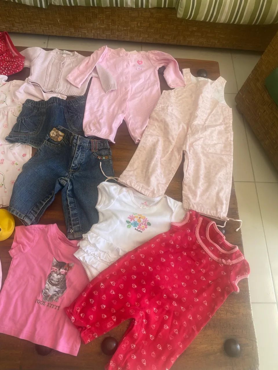 Roupa de bebê diversas