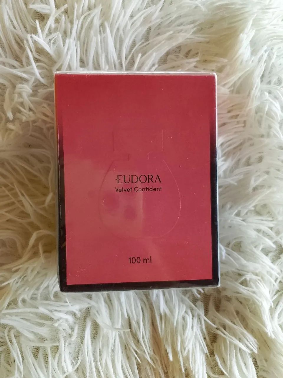 Velvet confident Eudora  - Foto 5