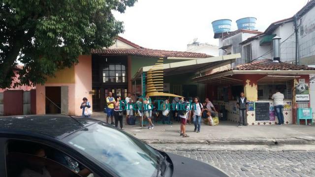 Prédio Comercial no Centro de Porto Seguro -BA