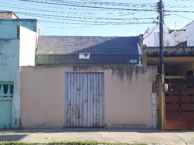 Prédio Comercial 174,90m² na Av. Jovita Feitosa