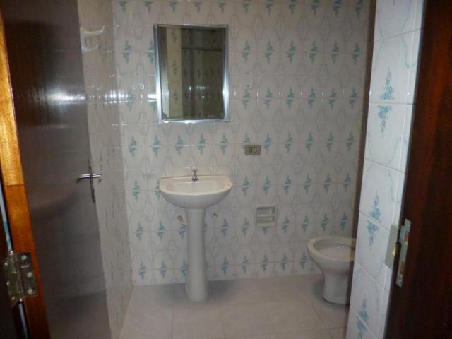 Sobrado com 3 dormitórios para alugar, 170 m² por r$ 1.800,00/mês - bacacheri - curitiba/p - Foto 20