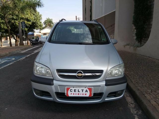 Zafira elegance câmbio mecânico - Foto 2