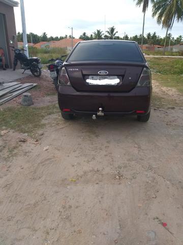 Fiesta Sedã 1.6 Class Flex Completo - Foto 4