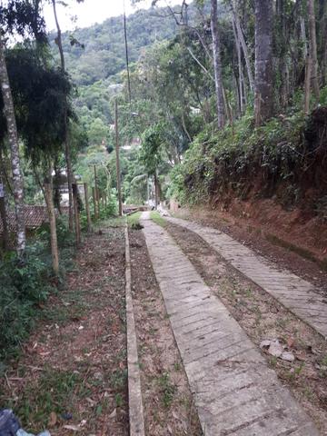 Terreno na Mosela! Construa sua casa veja a descrição - Foto 4