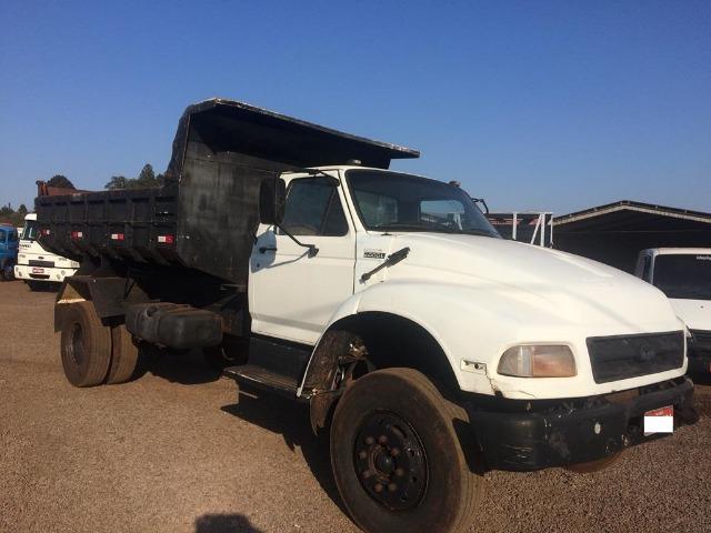 Ford F12000 basculante - Foto 8