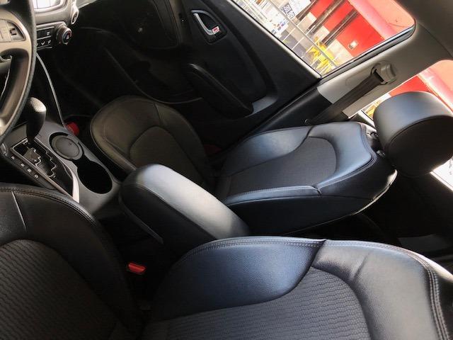 Hyundai Ix35 2.0 2013/2014 preta - Foto 13