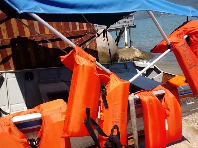 Barco de alumínio