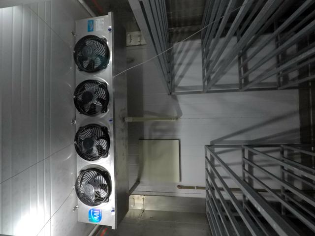 Container climatizado com prateleiras em aço galvanizado - Foto 3