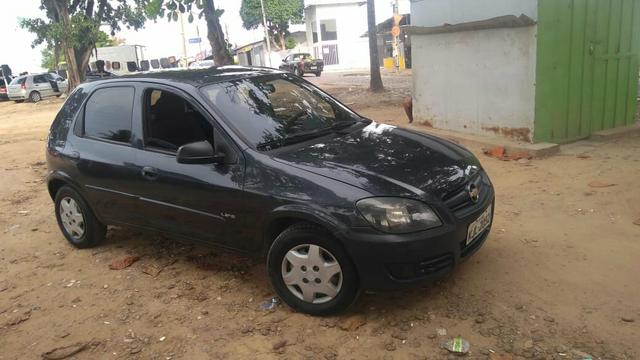 Celta 2009 com ar condicionador trava eletrica emplacado 2020 $ 13.900