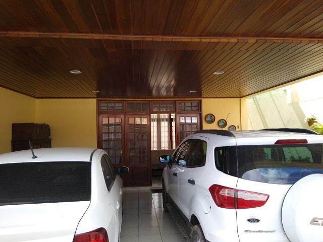 Excelente e ampla casa 3 suits e piscina Proximo a Faculdades, e comercio e Hospital - Foto 3