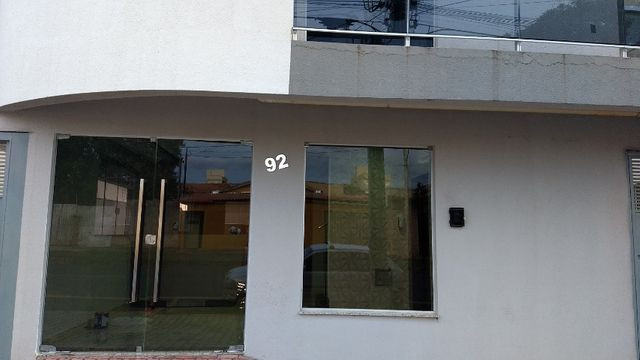 Quarto novinho no Santa Mônica, a 5 min do shopping e ao lado do Parque do Sabiá