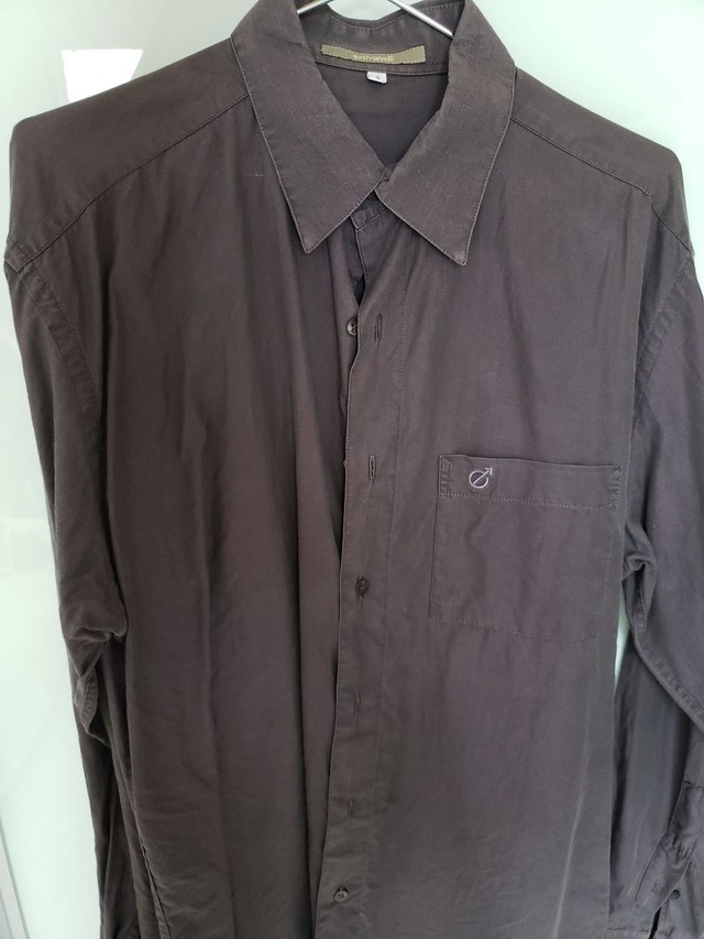 Camisa social vinho