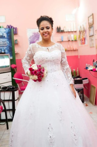 Vestido de noiva princesa com calda