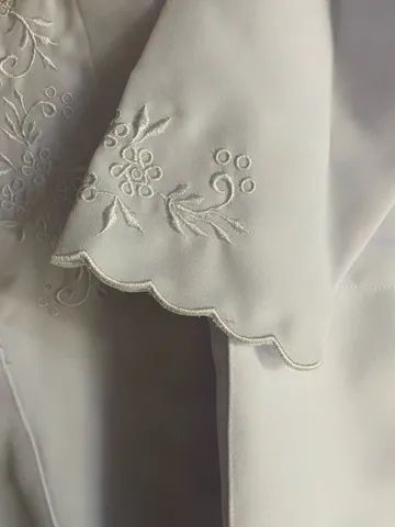 Jaleco com bordados - novo - Foto 2