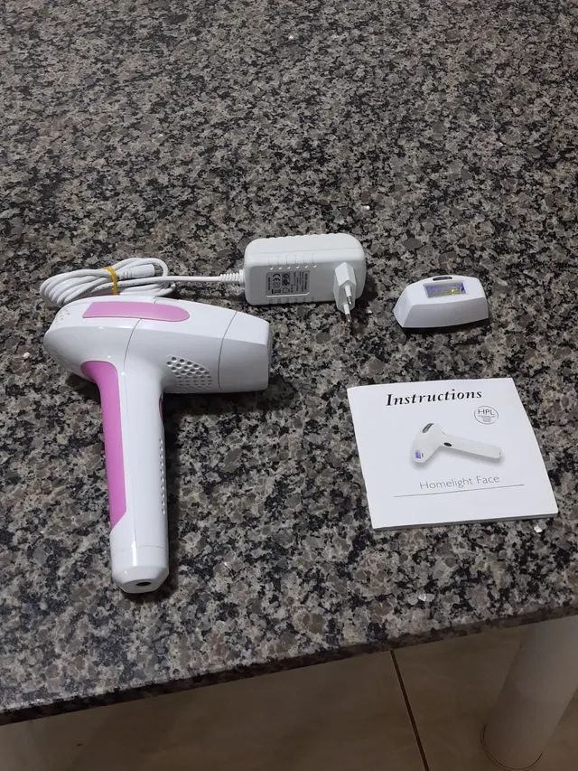 Depiladora a laser Elos Me touch IPL+RF em segunda mão durante 110 EUR em  San Rafael na WALLAPOP