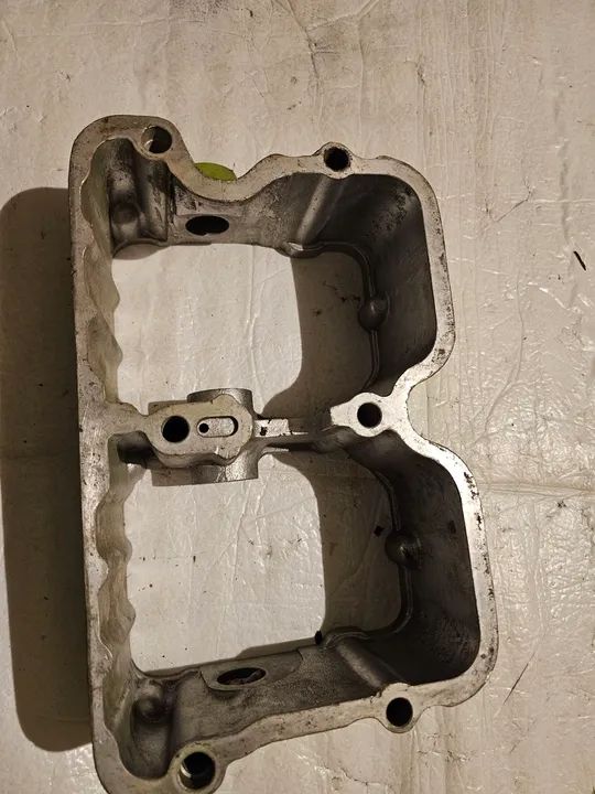 Motor Cummins NTA 855 carcaça balanceiro original - Foto 6