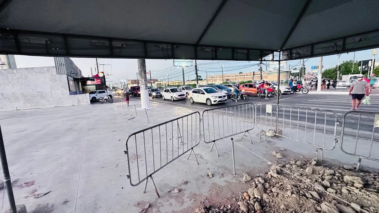 OPORTUNIDADE!!! COM FRENTE O SHOPPING PÁTIO  - Foto 2