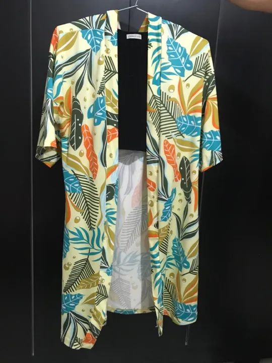 Kimono amarelo feminino