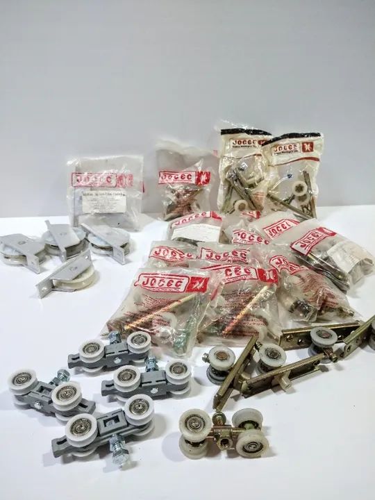 Roldanas para porta de correr e 04 roldanas de portão