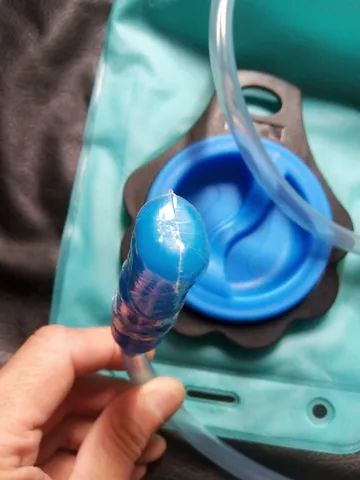 Bolsa de hidratação 2 litros sem uso  - Foto 2