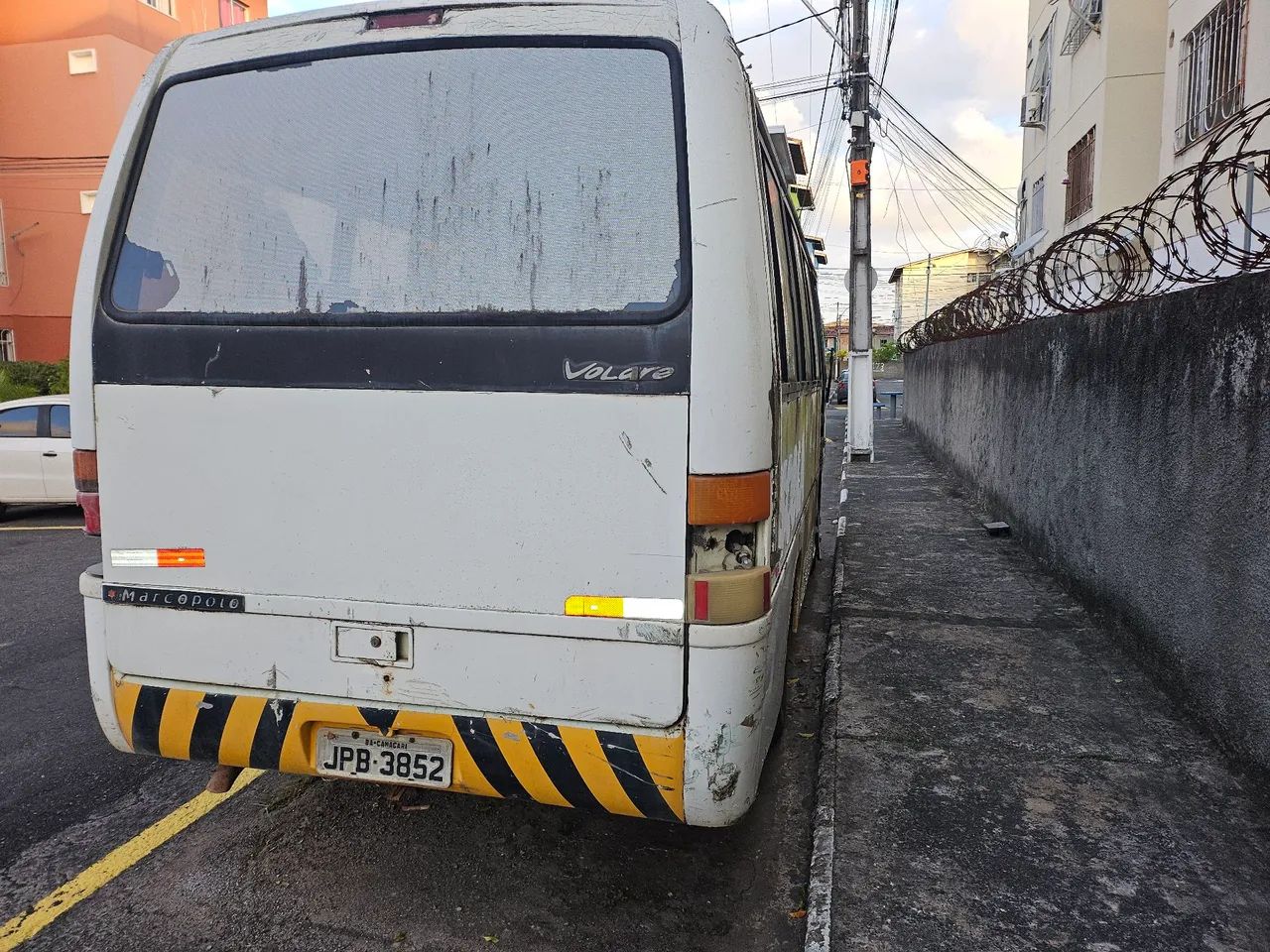 Micro-ônibus Volare A6 sem motor - Foto 3