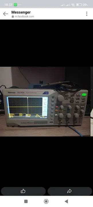 Osciloscópio Tectronix semi novo barbada 