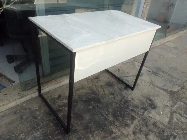 Mesa tipo industrial happy light escritório 