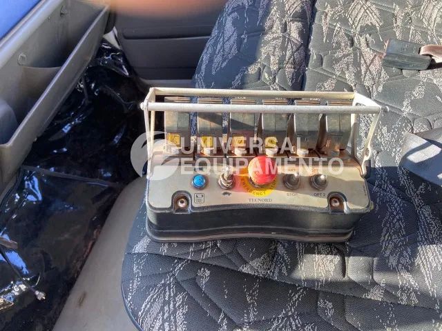 Caminhões Volkswagen 17180  munck cnc modelo10.000 - Foto 3