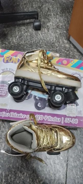 PATINS DOURADO
