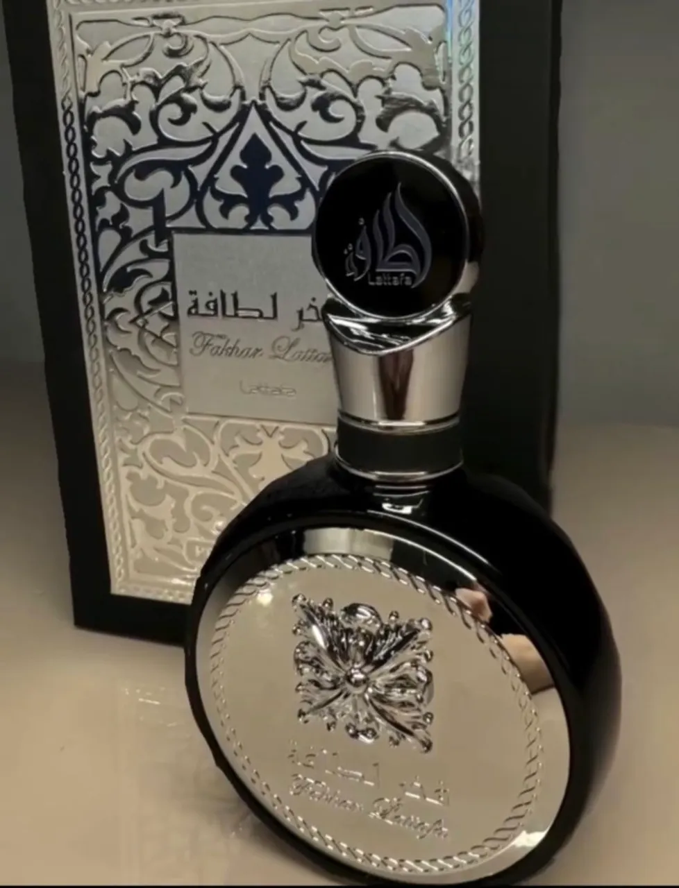 Perfume Fakhar Lattafa - Essência de Luxo
