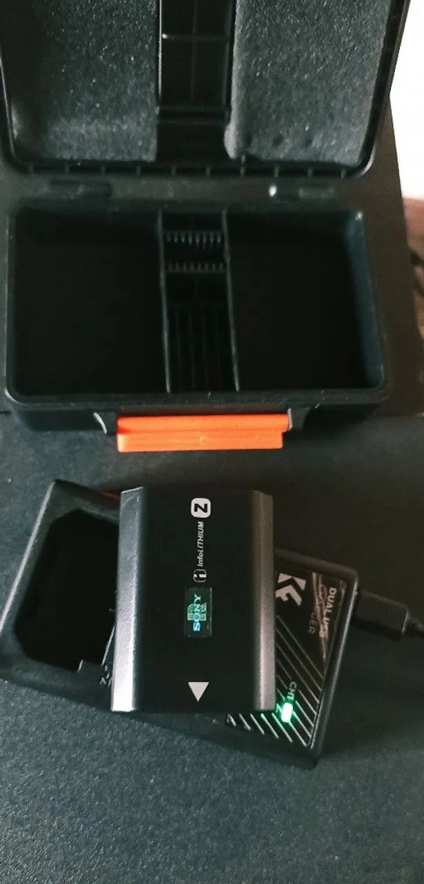 Kit bateria Sony marca Eva, + carregador k&f + cage bateria. Sony fx30 fx3 A7 A7III a6600  - Foto 2