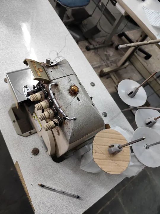 Máquina de Costura Overlock 4 fios - Foto 5