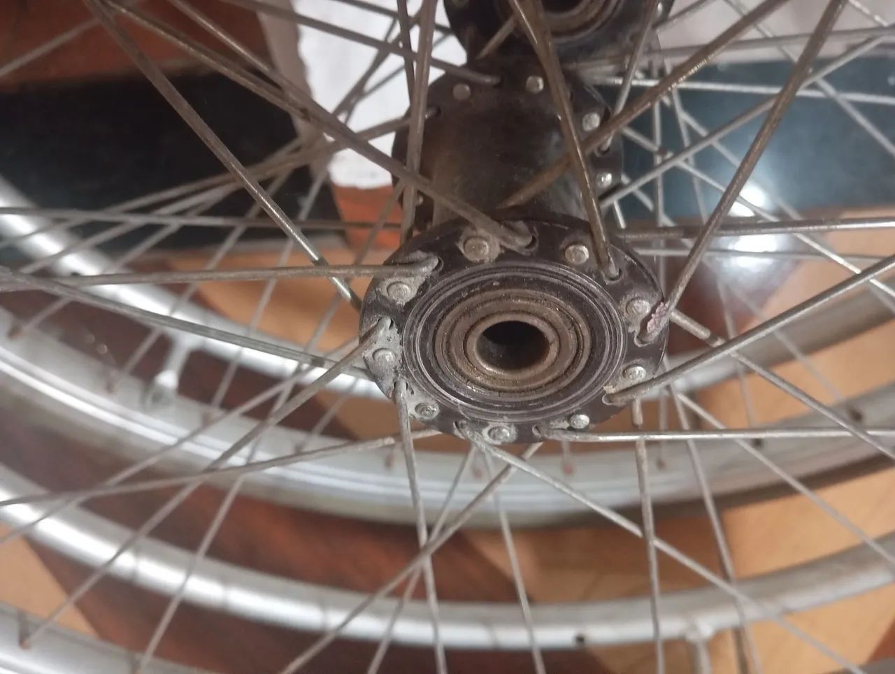 Rodas de cadeira de rodas aro 24  - Foto 2
