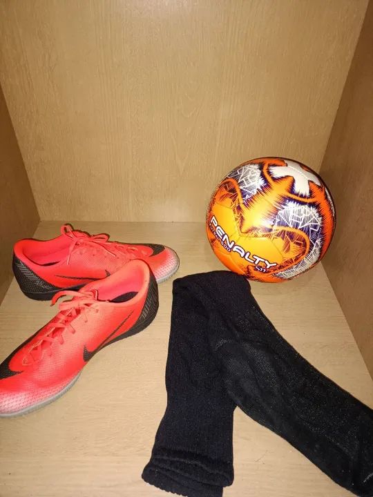 Vendo chuteira e outros - Foto 2