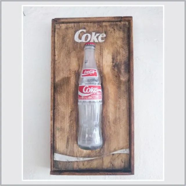Quadro Decorativo com Garrafa de Coca-Cola - Estilo Retrô e Charme Único - Foto 2