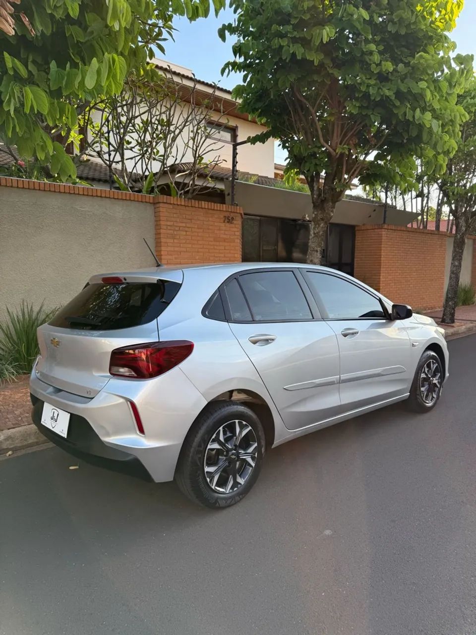 Onix Hatch LT - Foto 3